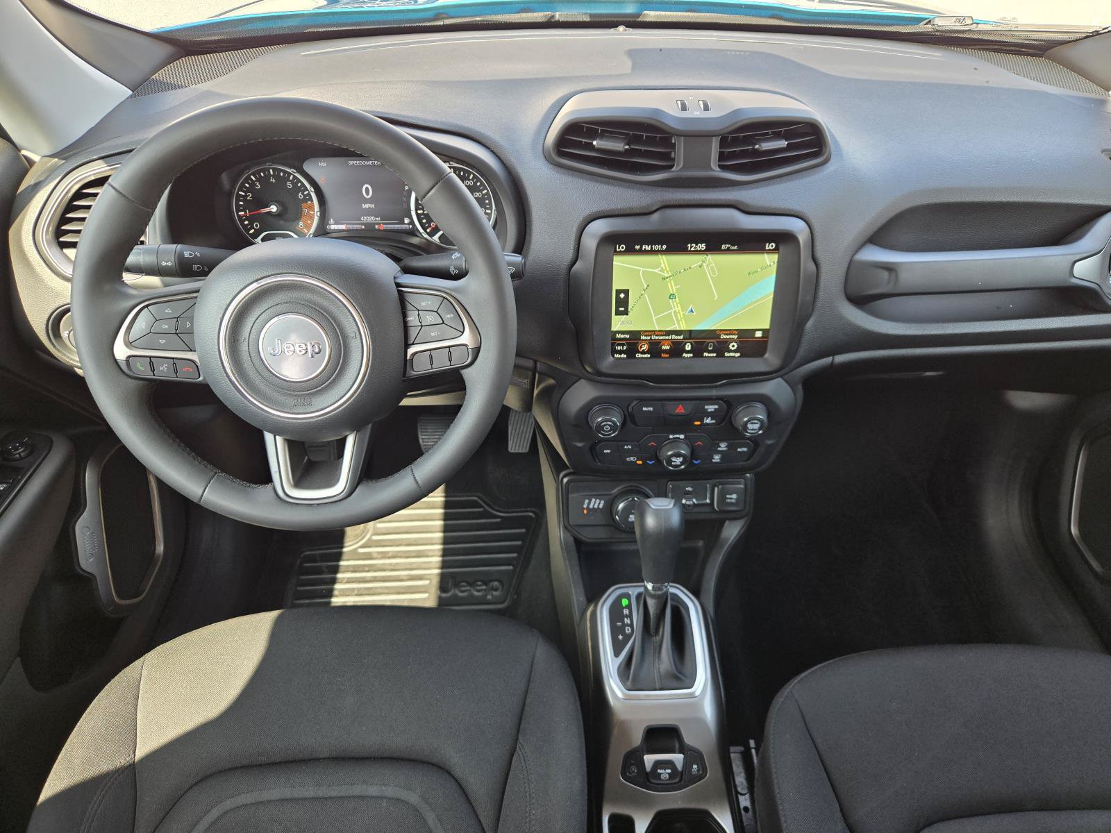 Certified 2022 Jeep Renegade Latitude AWD/4WD image 6