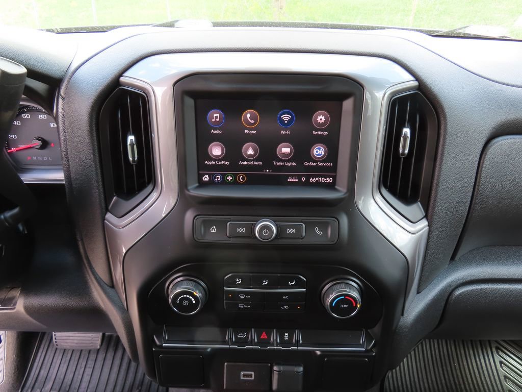 Certified 2020 Chevrolet Silverado 1500 Custom w/ Custom Value Package AWD/4WD image 17