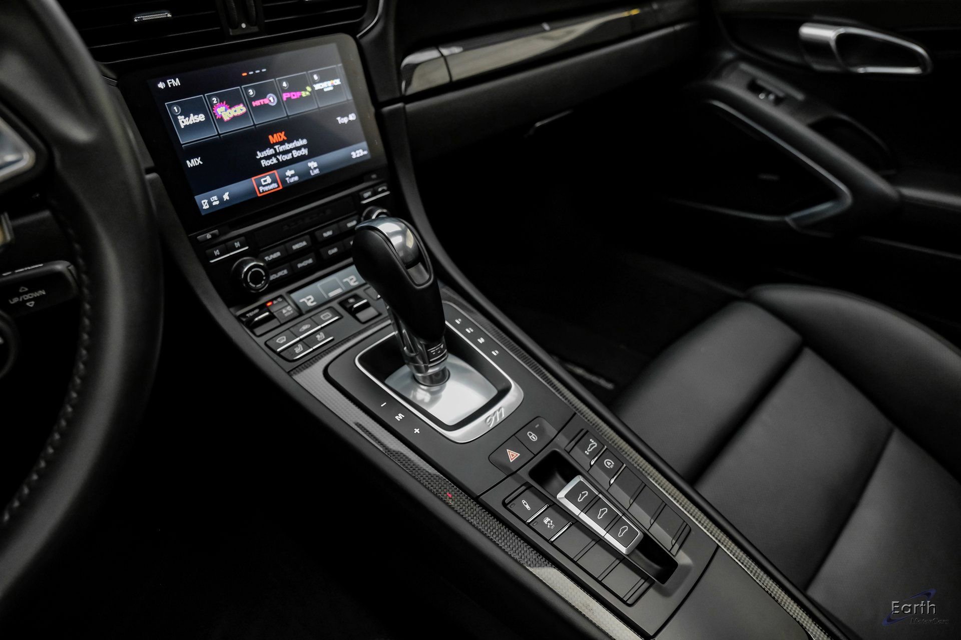 Used 2018 Porsche 911 Turbo S image 60