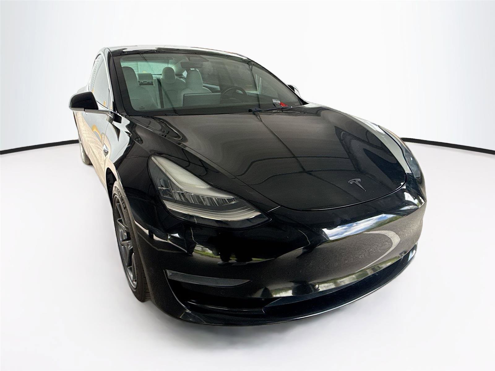 Used 2018 Tesla Model 3 Performance image 15