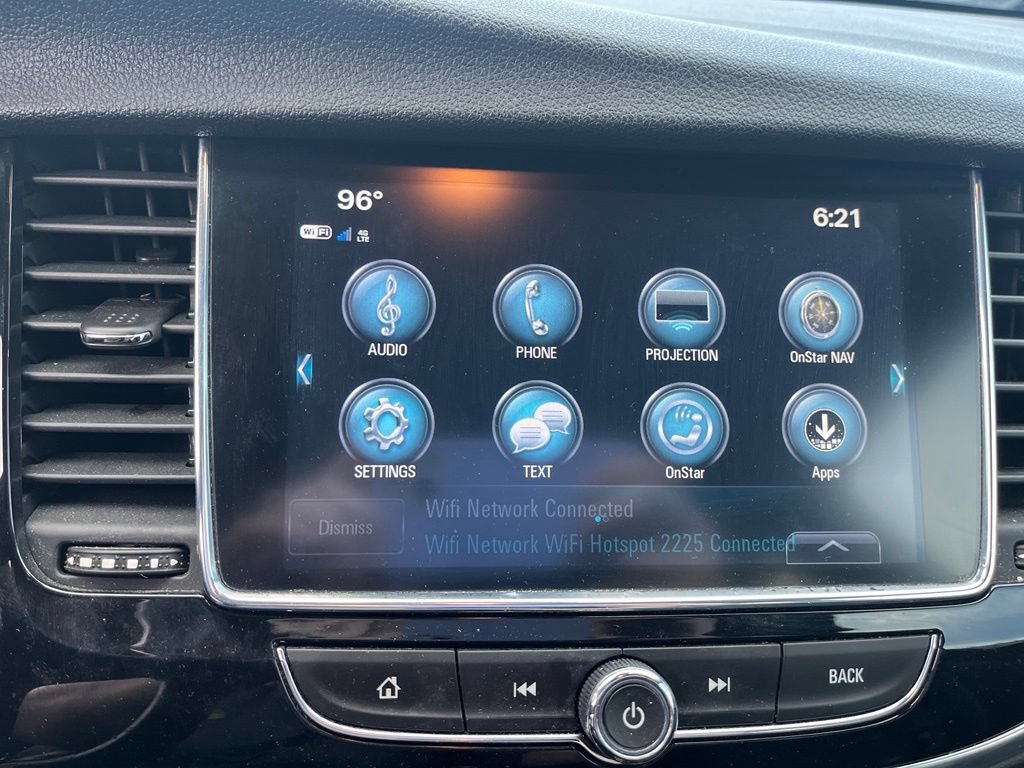 Used 2020 Buick Encore Essence FWD image 11