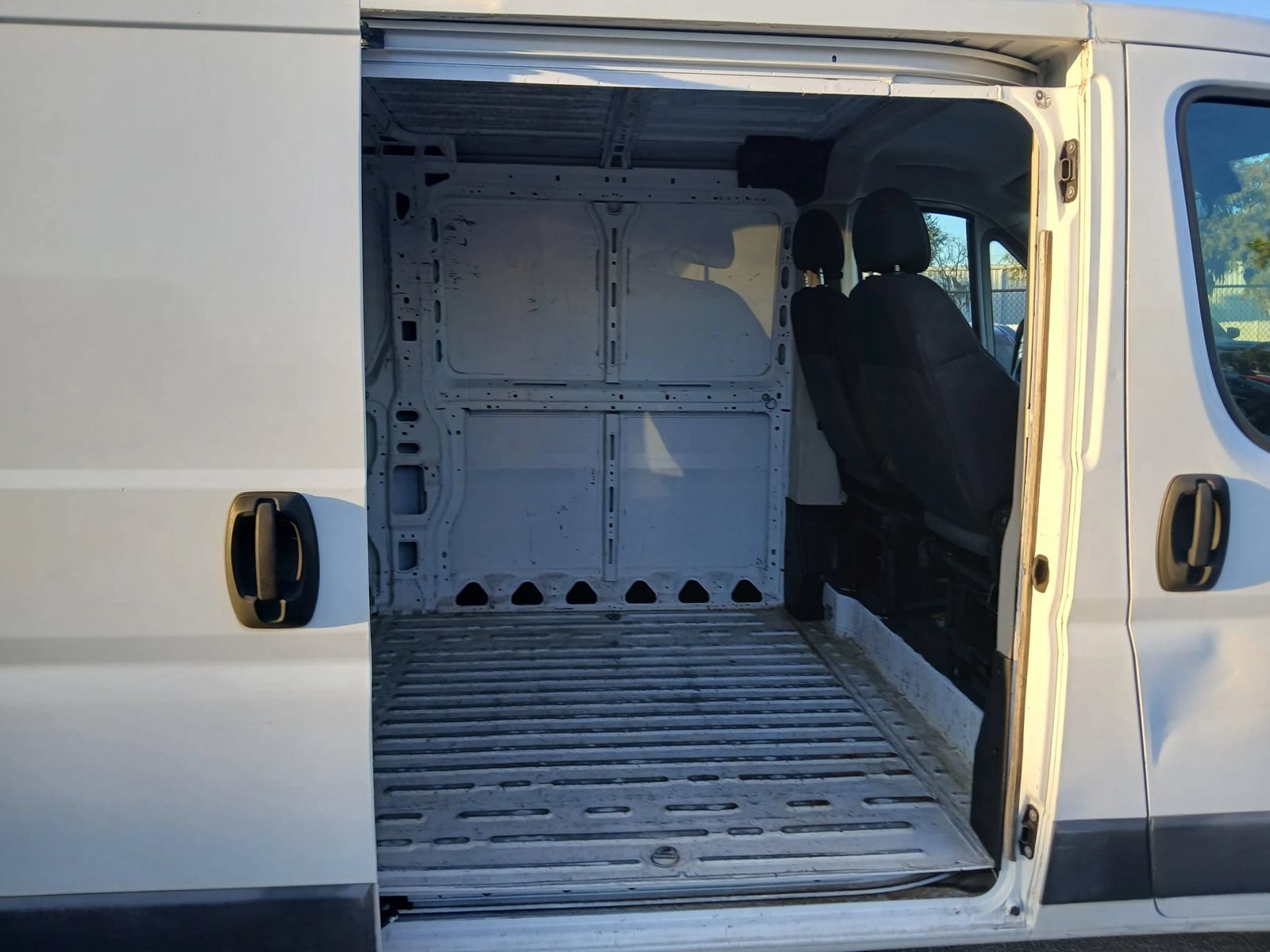 Used 2017 RAM ProMaster 1500 FWD image 17