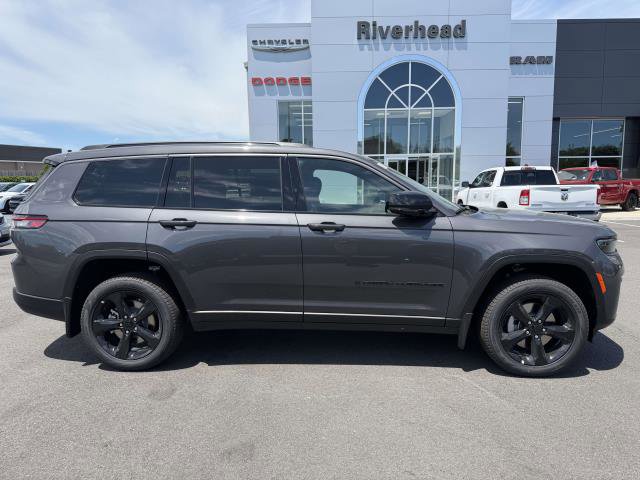 New 2026 Jeep Grand Cherokee L Limited AWD/4WD image 3