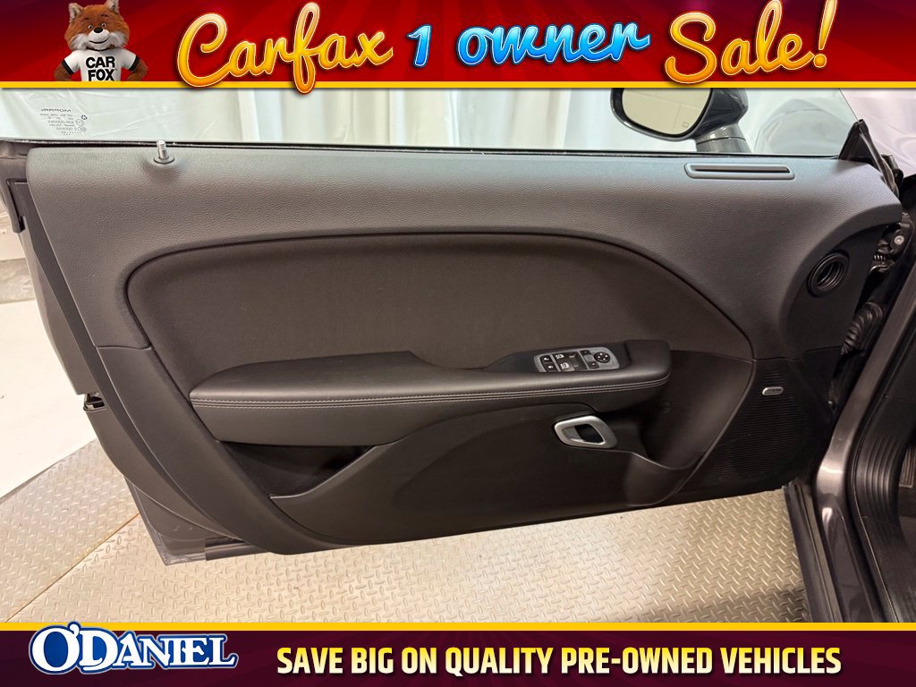 Used 2023 Dodge Challenger SXT RWD image 5