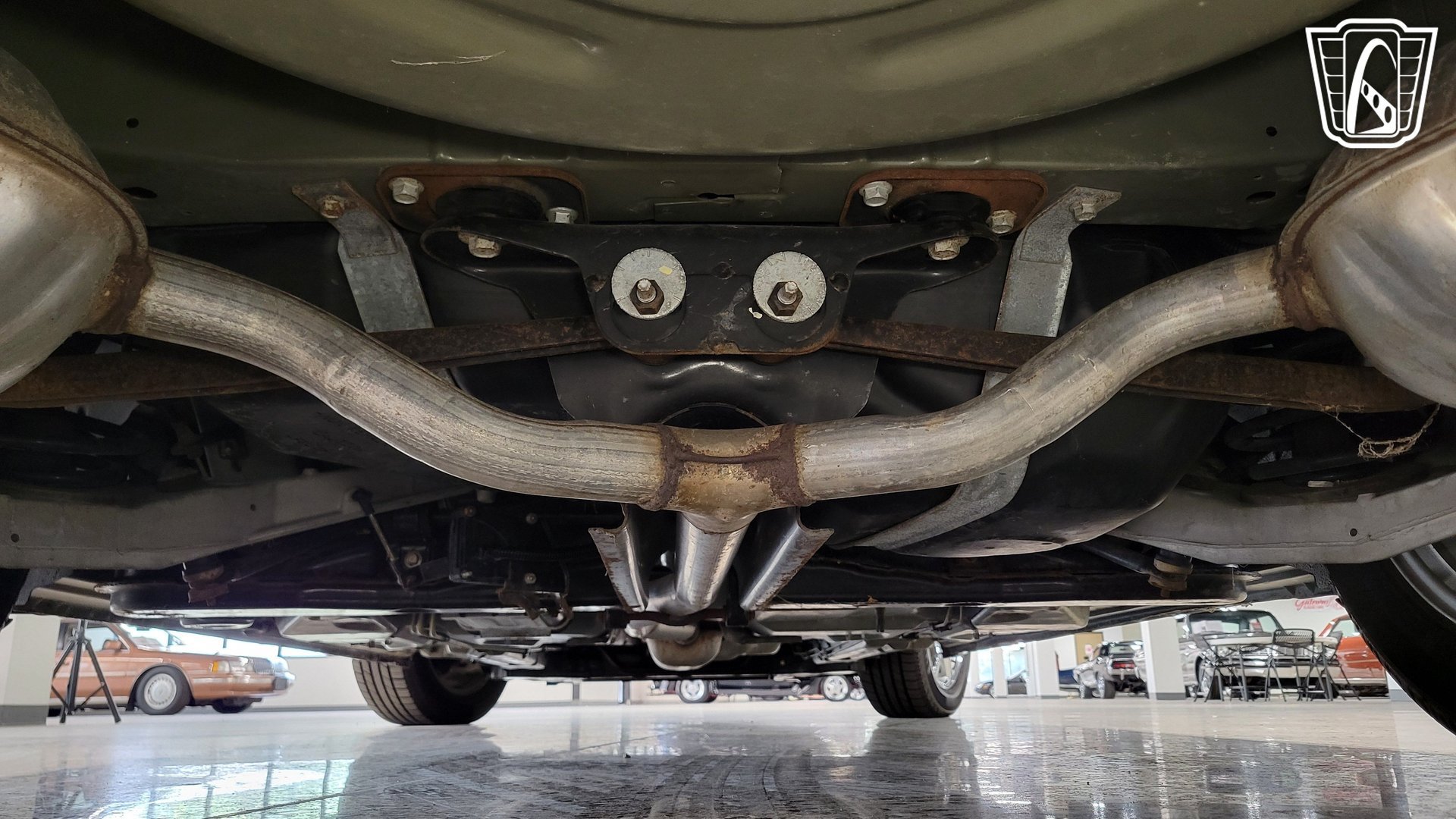 Used 2004 Cadillac Seville SLS w/ Preferred Equipment Group FWD image 8