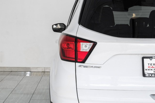 Used 2019 Ford Escape SEL AWD/4WD image 45