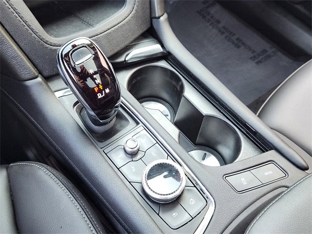 Used 2024 Cadillac XT6 Luxury w/ LPO, Floor Liner Package image 16