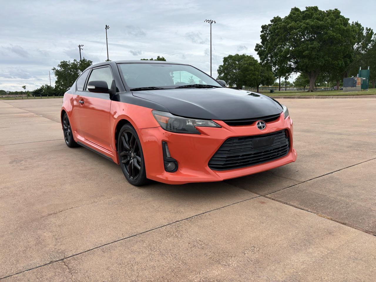 Used 2015 Scion tC FWD image 27