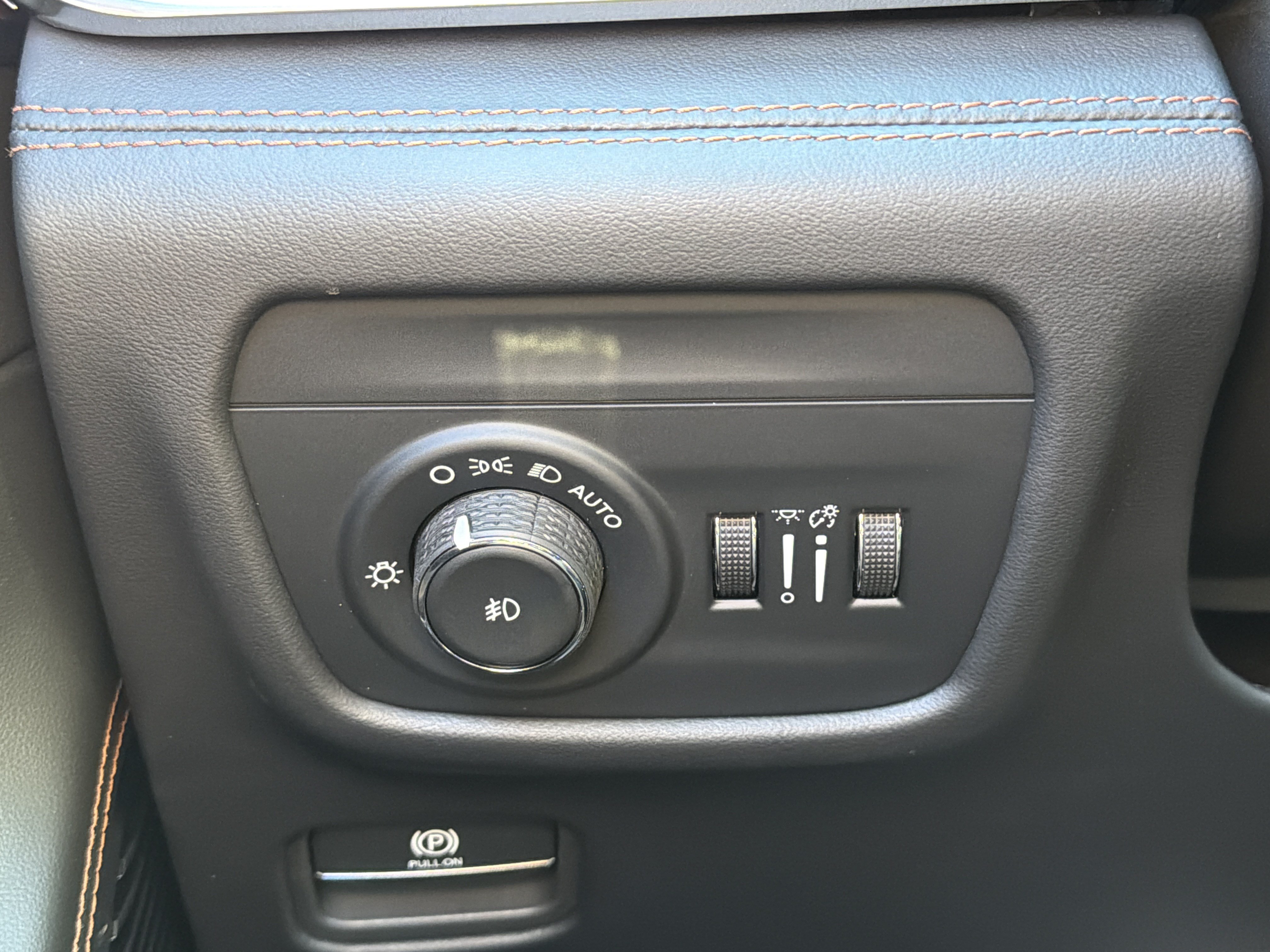 New 2027 Jeep Grand Cherokee Summit AWD/4WD image 15