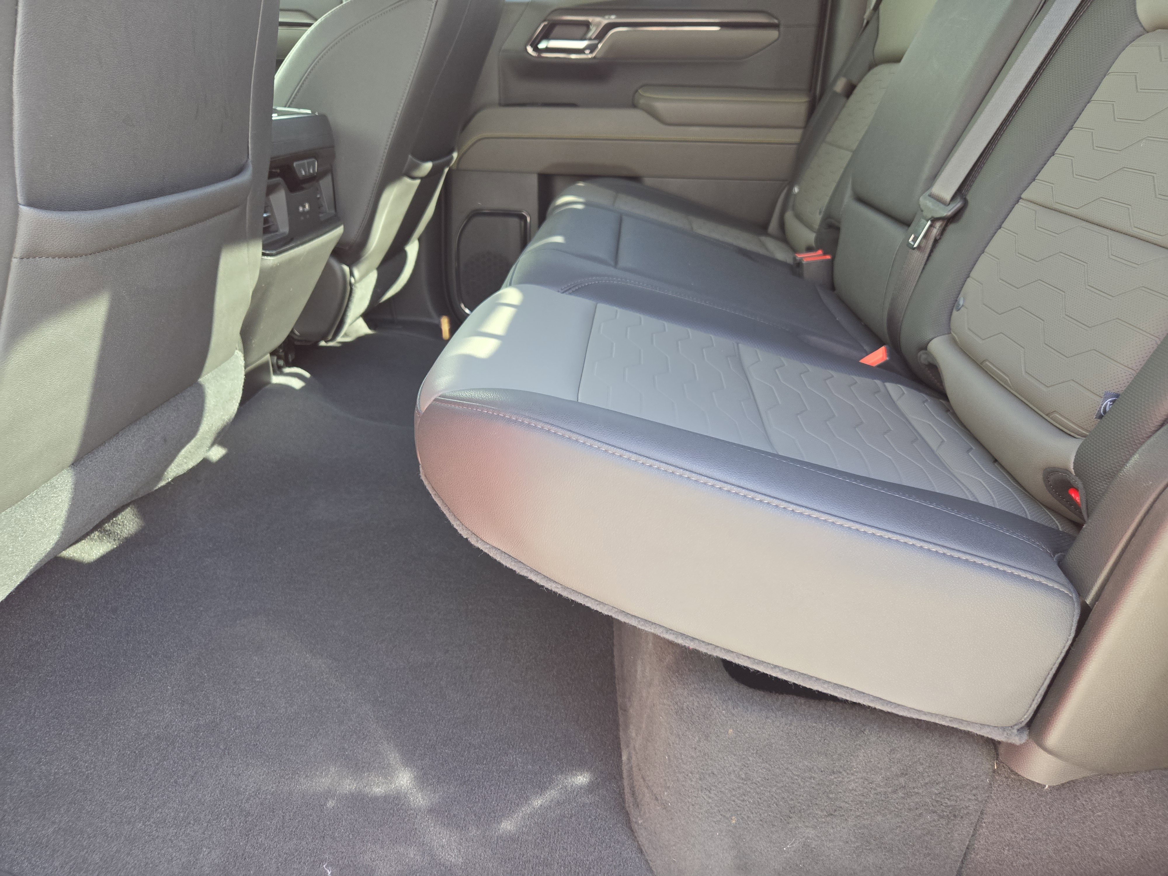 Used 2023 Chevrolet Silverado 1500 ZR2 w/ ZR2 Bison Edition AWD/4WD image 32