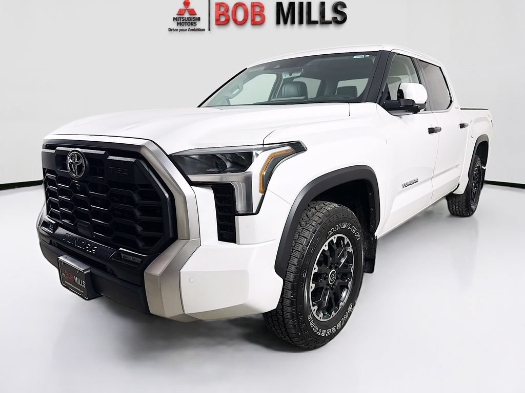Used 2022 Toyota Tundra Limited AWD/4WD image 3