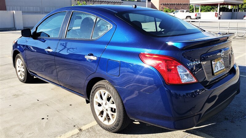 Used 2018 Nissan Versa SV w/ SV Special Edition FWD image 3