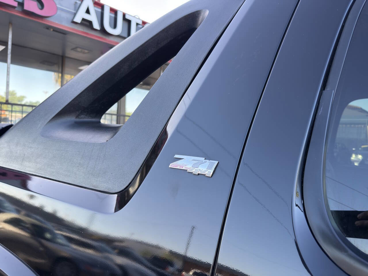 Used 2008 Chevrolet Avalanche LT AWD/4WD image 27