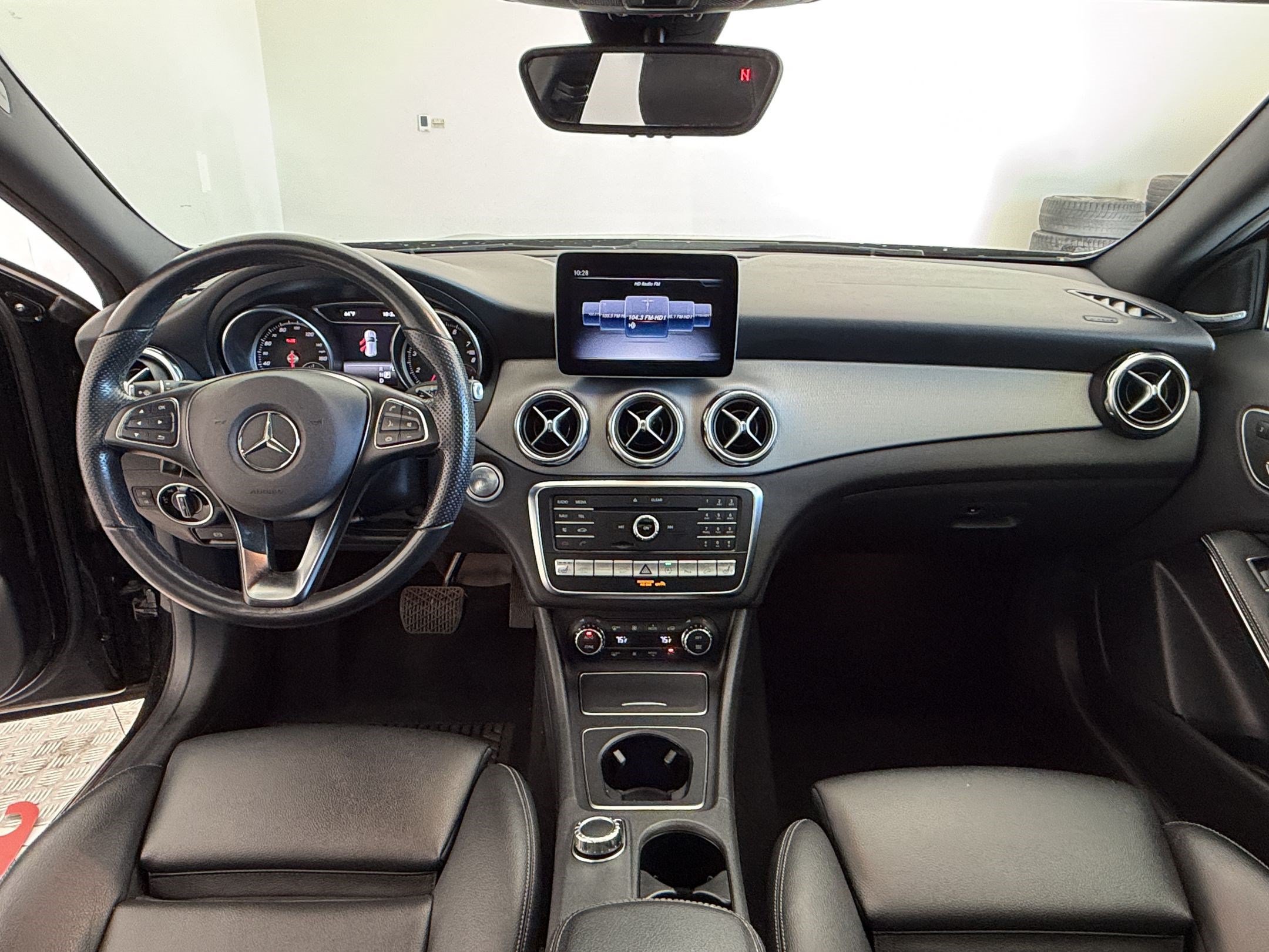 Used 2020 Mercedes-Benz GLA 250 4MATIC image 16