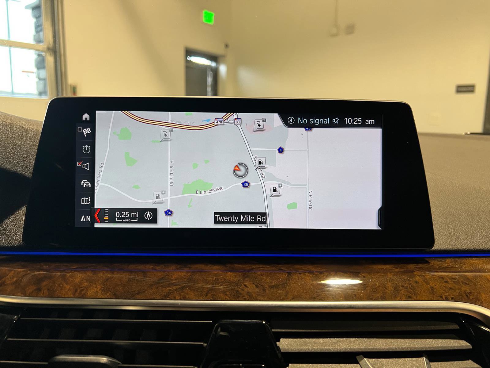 Used 2019 BMW 530e xDrive 530e xDrive iPerformance w/ Premium Package image 18