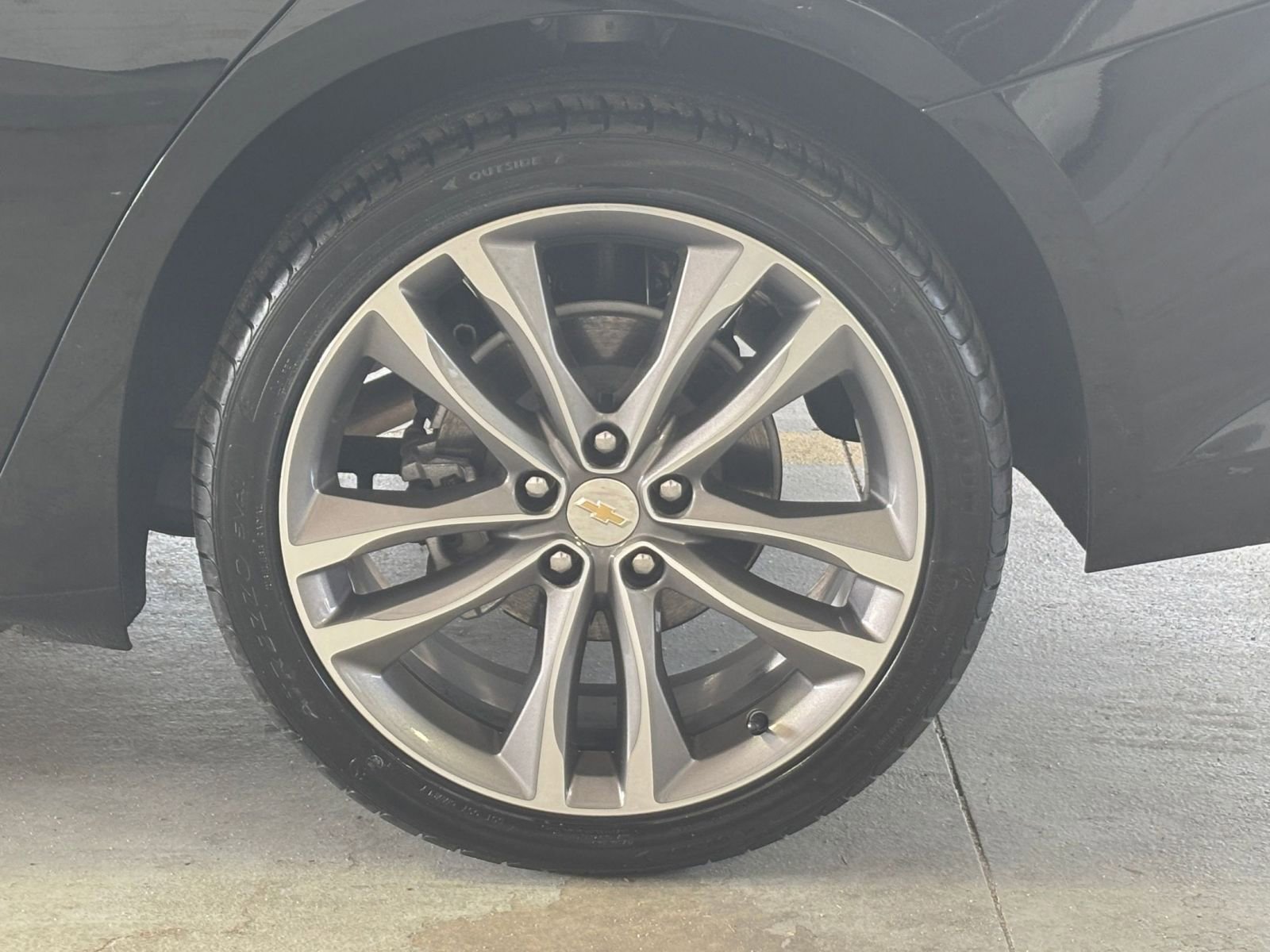 Used 2024 Chevrolet Malibu LT image 30