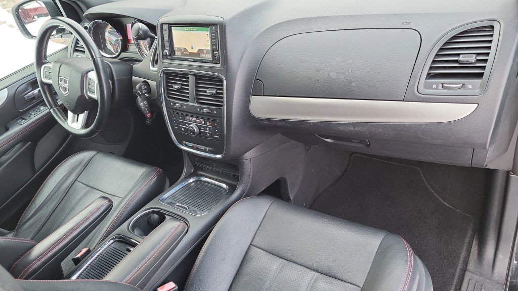 Used 2019 Dodge Grand Caravan GT FWD image 18