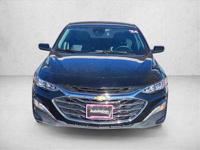 Used 2024 Chevrolet Malibu LT image 2