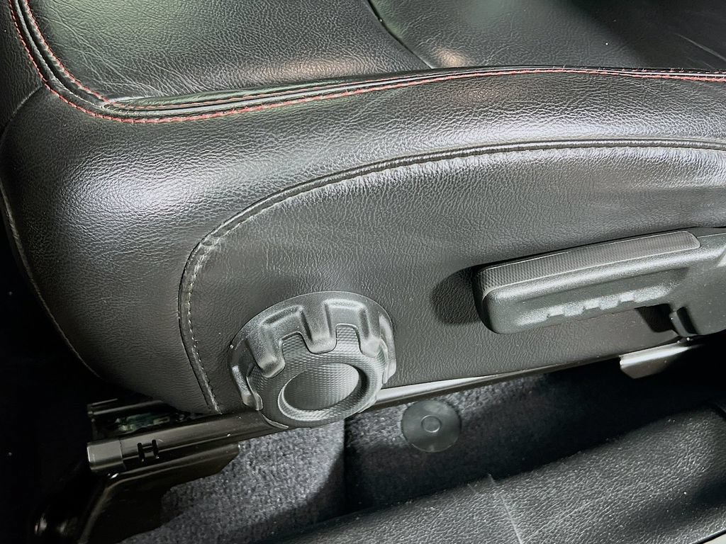 Used 2019 Jeep Wrangler Unlimited Rubicon AWD/4WD image 17
