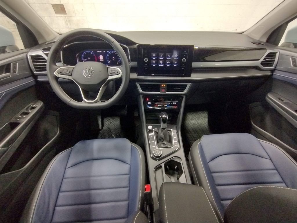 New 2026 Volkswagen Taos SEL image 36