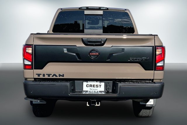 Used 2021 Nissan Titan PRO-4X w/ Pro-4x Convenience Package AWD/4WD image 3