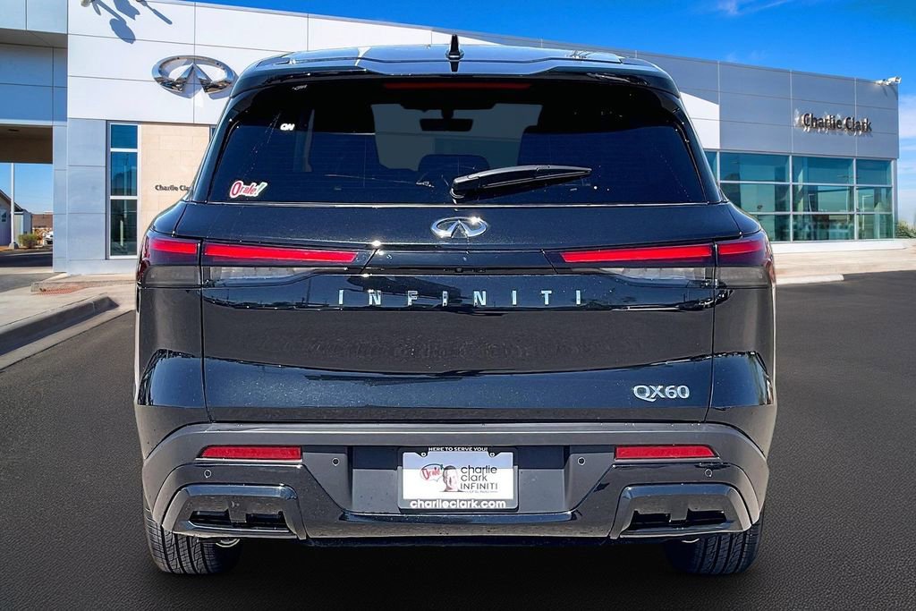 Used 2025 INFINITI QX60 Pure FWD image 4