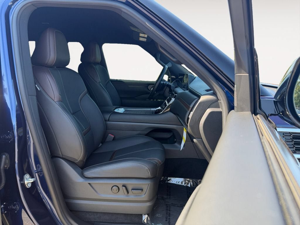 Used 2026 Nissan Armada SL w/ Captain's Chari Seat Package AWD/4WD image 24