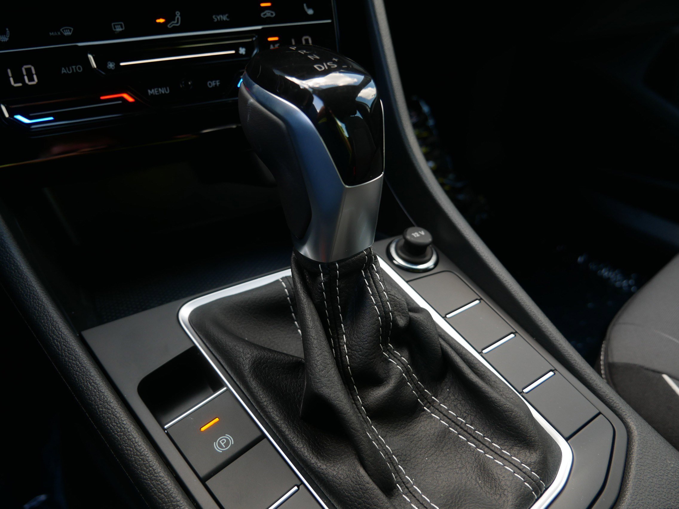New 2025 Volkswagen Jetta Sport FWD image 10