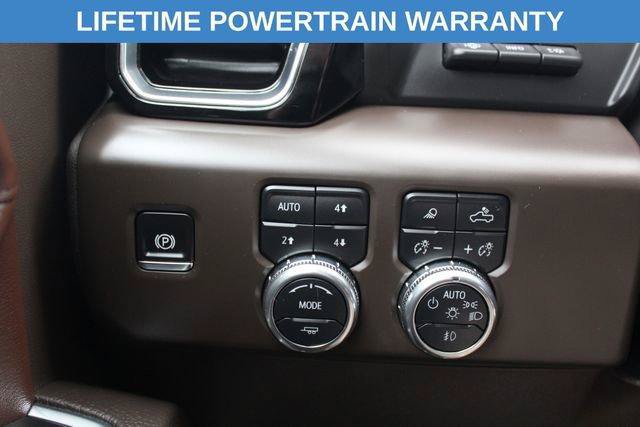 Used 2025 GMC Sierra 3500 Denali w/ Denali Reserve Package AWD/4WD image 21