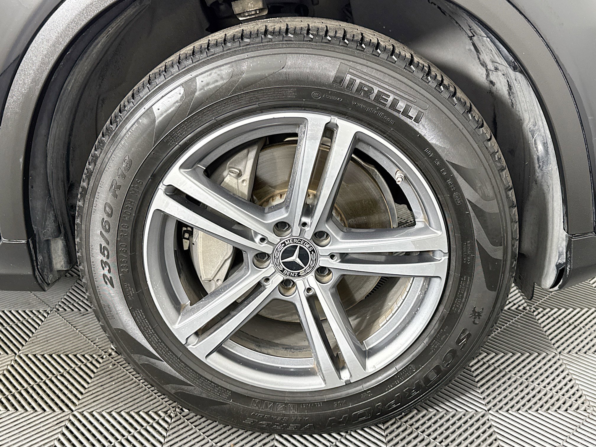 Used 2021 Mercedes-Benz GLC 300 w/ Premium Package image 30