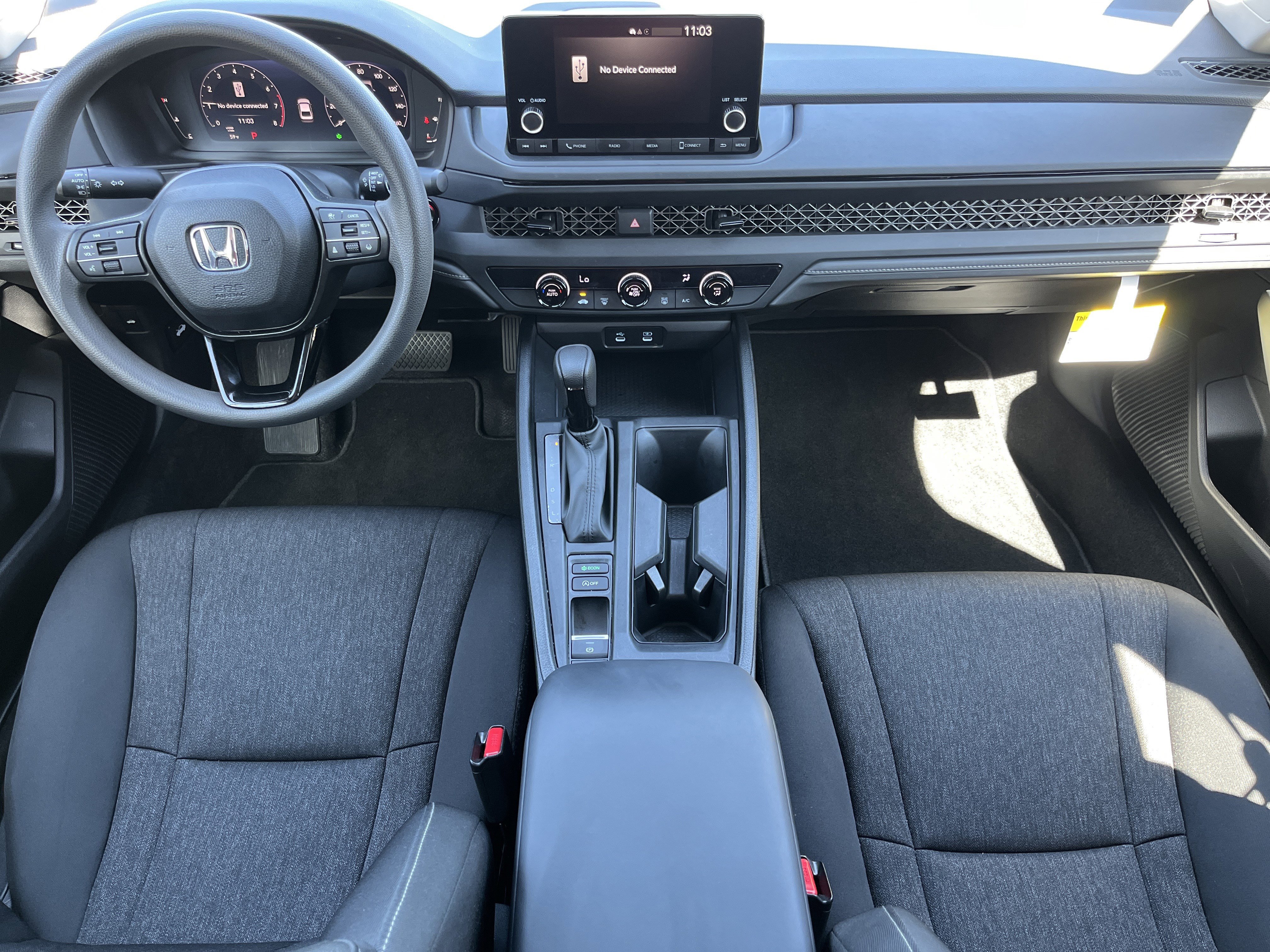 Certified 2025 Honda Accord LX image 3