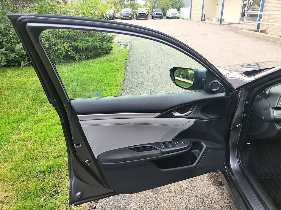Used 2017 Honda Civic EX image 21