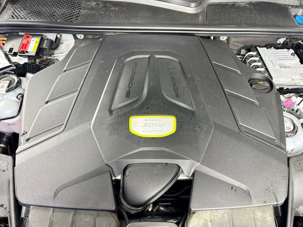 Used 2022 Porsche Cayenne E-Hybrid image 39