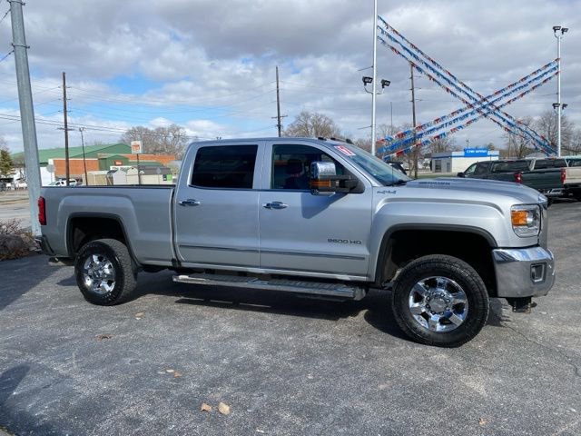 Used 2017 GMC Sierra 2500 SLT w/ Duramax Plus Package image 6