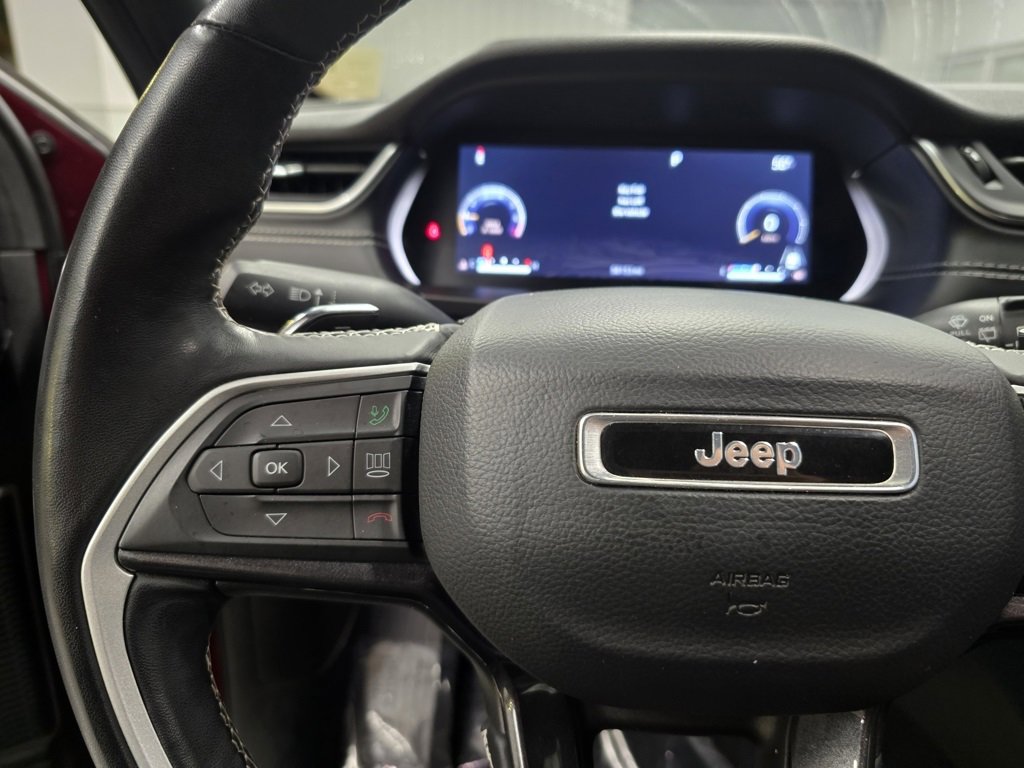 Used 2022 Jeep Grand Cherokee L Laredo image 18