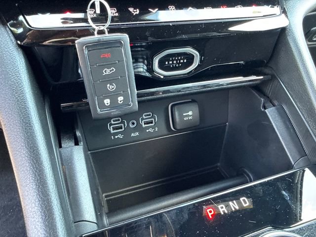 New 2026 Jeep Grand Cherokee L Limited w/ Limited Altitude Package AWD/4WD image 17