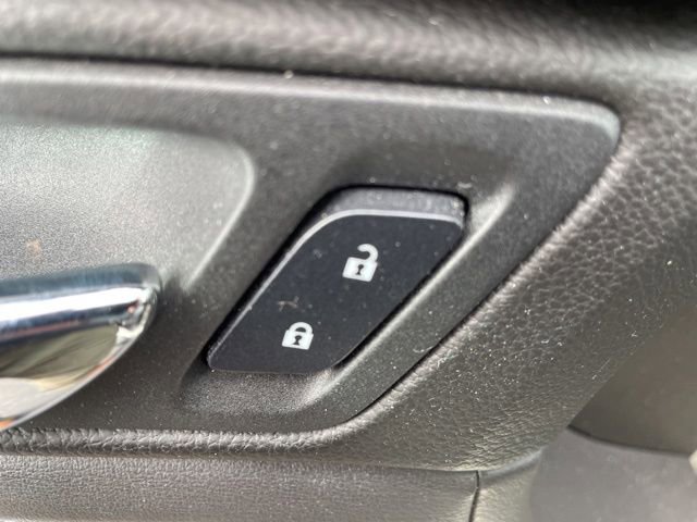 Used 2016 Cadillac SRX Luxury image 7