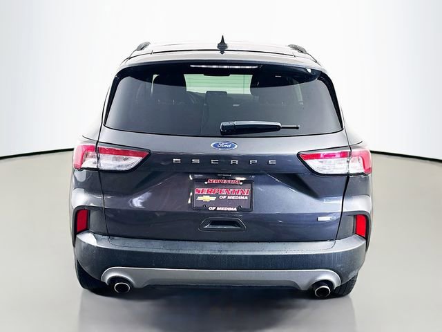 Used 2020 Ford Escape SE image 7