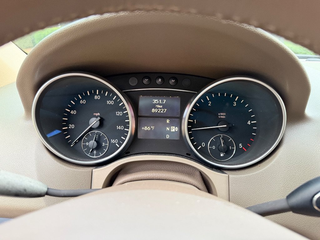 Used 2009 Mercedes-Benz ML 320 BlueTEC 4MATIC image 14