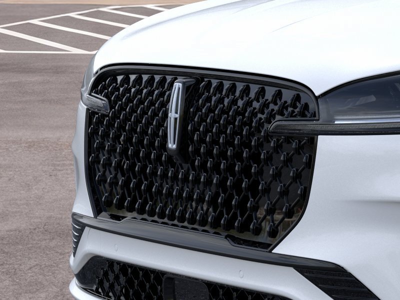 New 2026 Lincoln Aviator Reserve w/ Jet Appearance Package RWD image 17