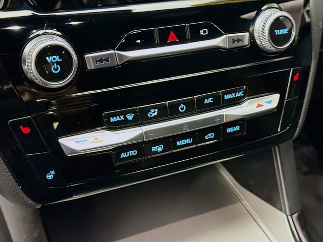 Used 2023 Ford Explorer ST-Line w/ Class IV Trailer Tow Package image 16