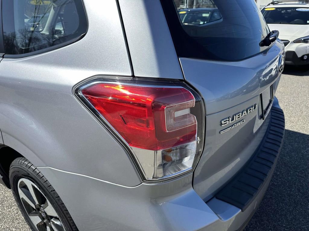 Used 2018 Subaru Forester 2.5i w/ Alloy Wheel Package image 8