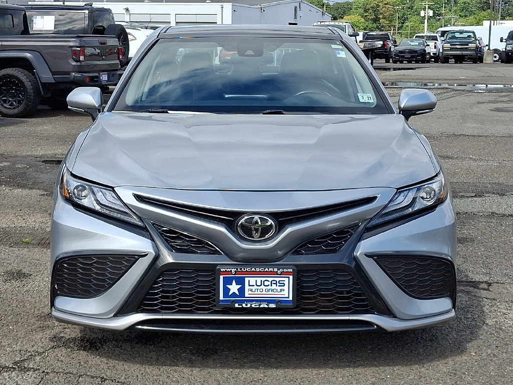 Used 2022 Toyota Camry XSE w/ Carpet Mat Package (TMS) AWD/4WD image 4