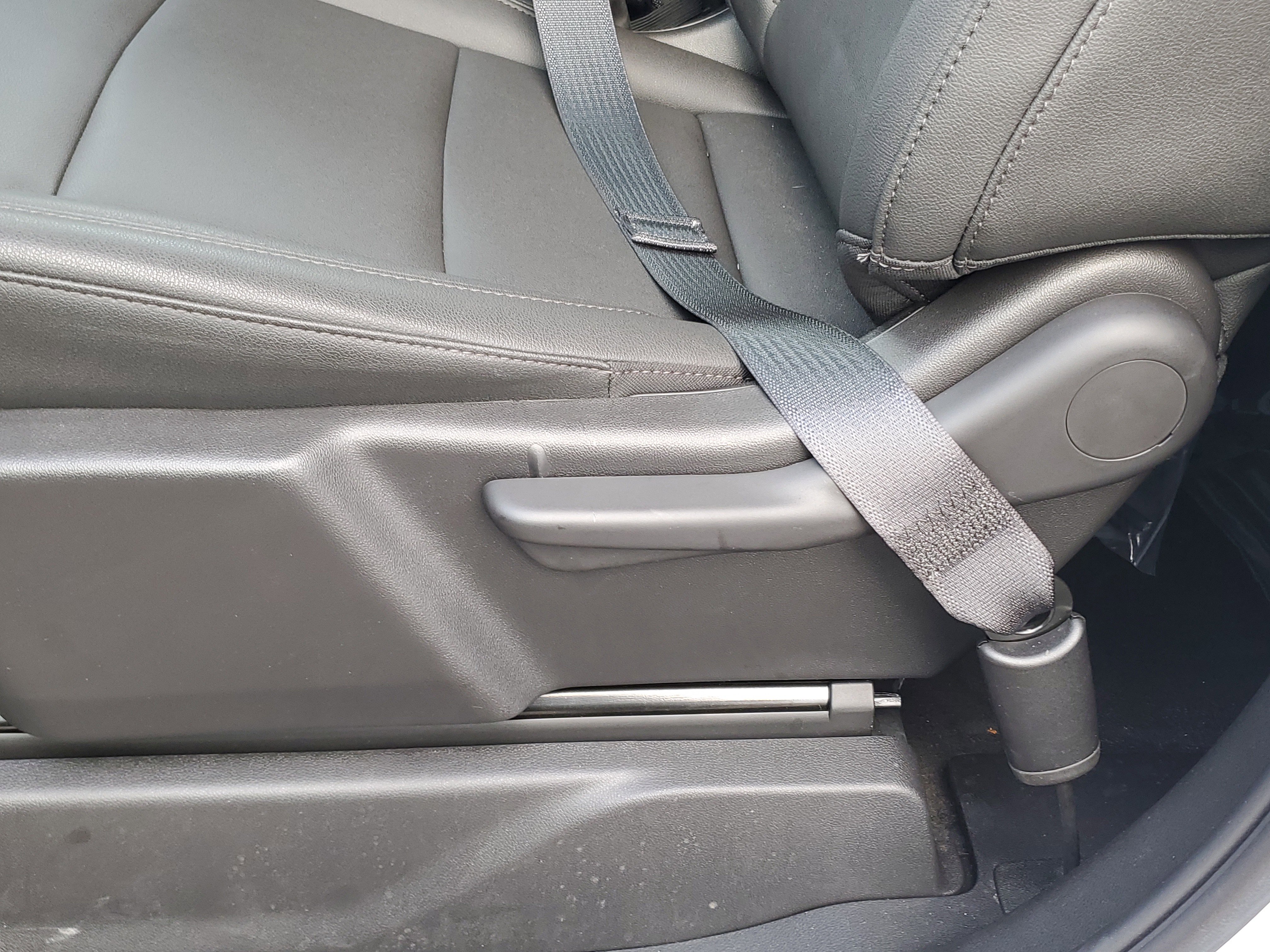 New 2025 GMC Sierra 3500 Pro w/ Convenience Package image 29