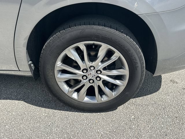 Used 2023 Buick Enclave Avenir w/ Avenir Technology Package FWD image 30