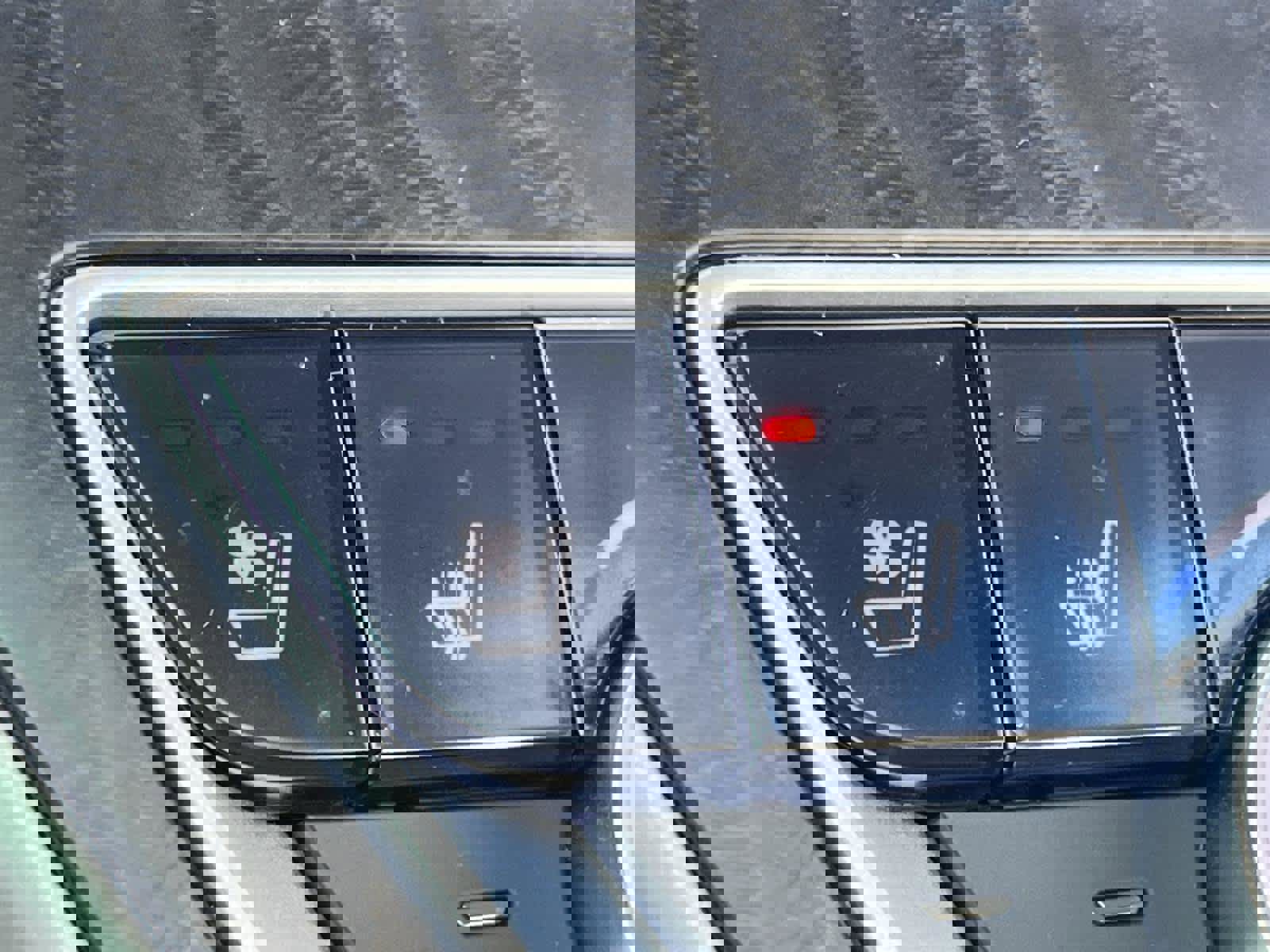 Used 2018 Honda Accord Touring image 24