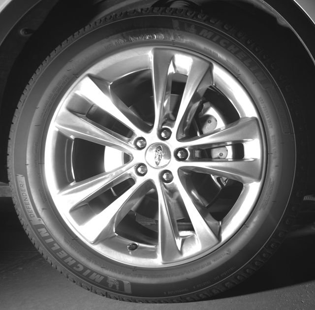 Used 2019 Ford Explorer Limited w/ Ford Safe & Smart Package AWD/4WD image 10