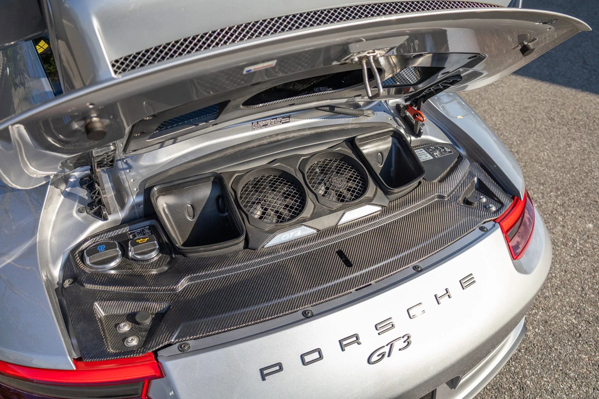 Used 2018 Porsche 911 GT3 RWD image 74