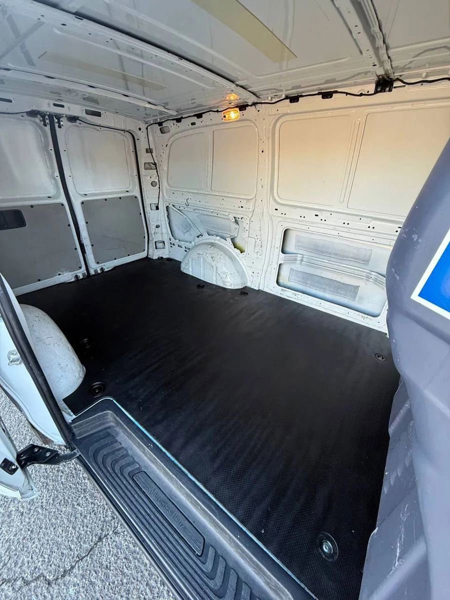 Used 2016 Mercedes-Benz Metris image 14