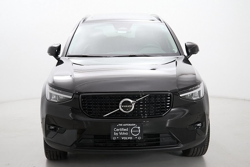 Certified 2023 Volvo XC40 B5 Ultimate w/ Climate Package AWD/4WD image 5